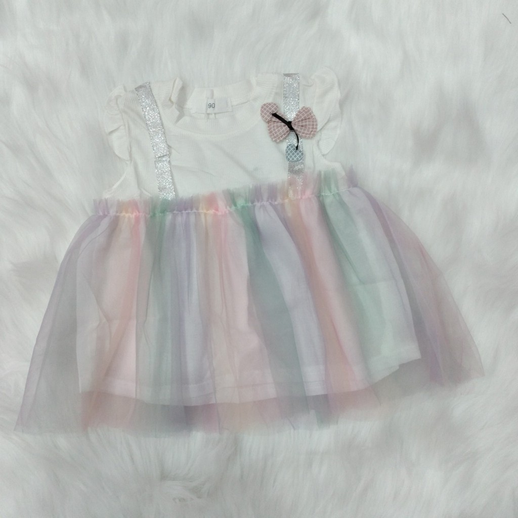 Đầm bé gái size nhí dễ thương