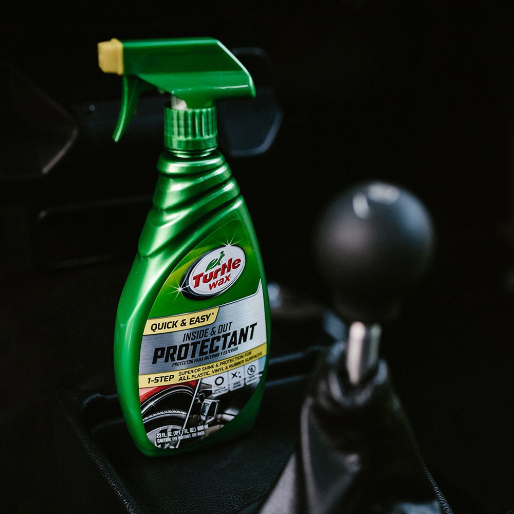 Dung Dịch Bảo Dưỡng & Đánh Bóng Nội Thất Turtle wax Inside & out Protectant 680ml
