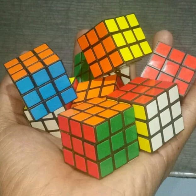 Khối Rubik 3x3 Cỡ Nhỏ 30g