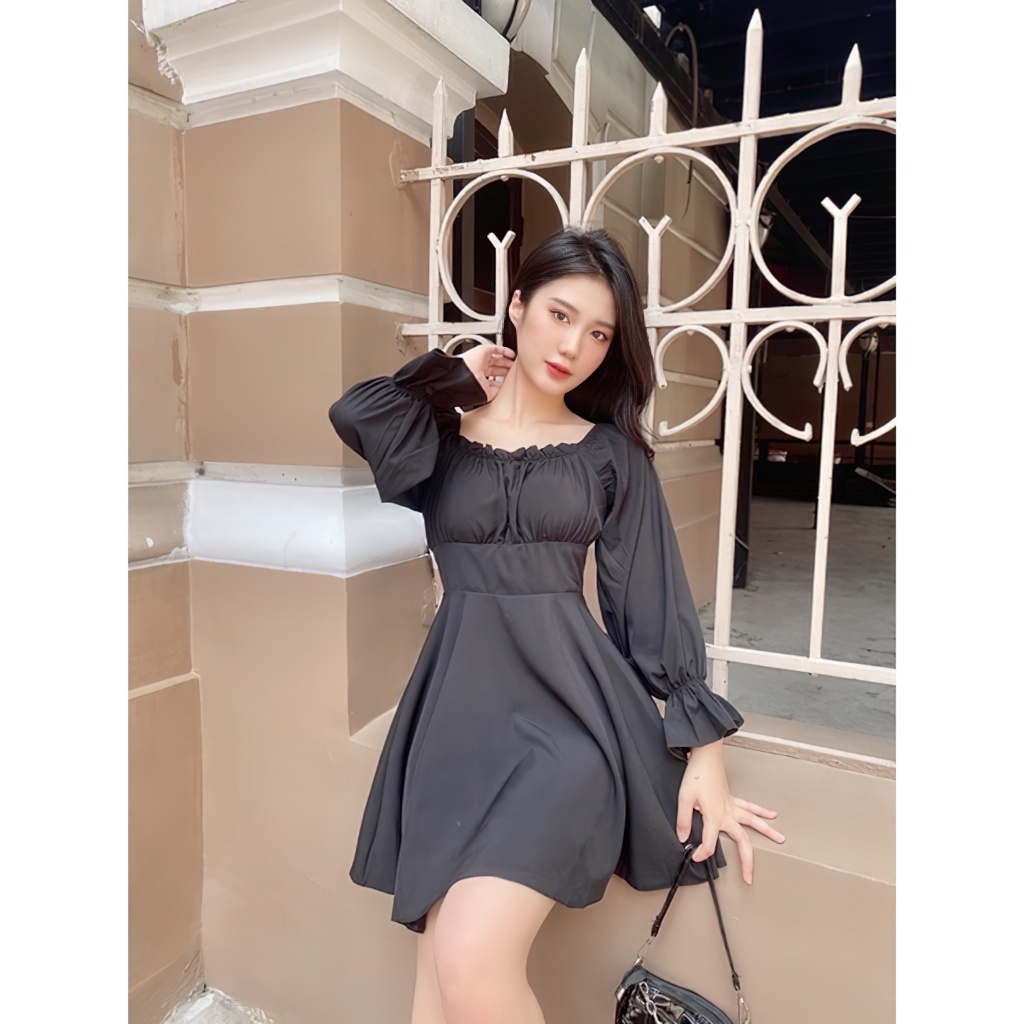 Đầm xoè trễ vai dáng ngắn mini váy xoè tay dài kèm mút ngực phía sau tự đan dây điều chỉnh màu đen Lowenn Dress