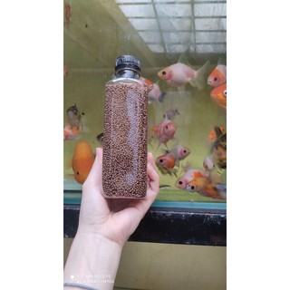 Cám cho cá vàng, ba đuôi lọ 200g giúp cá lớn nhanh, khoẻ mạnh