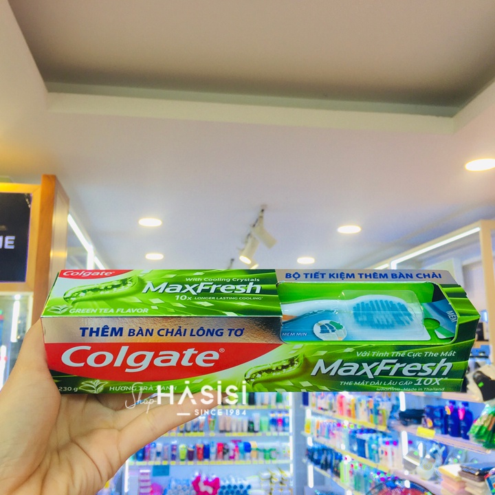 Kem Đánh Răng Trà Xanh COLGATE - Maxfresh Tinh Thể Cực The Mát Siêu Sảng Khoái 230g (Kèm Khuyến Mãi)