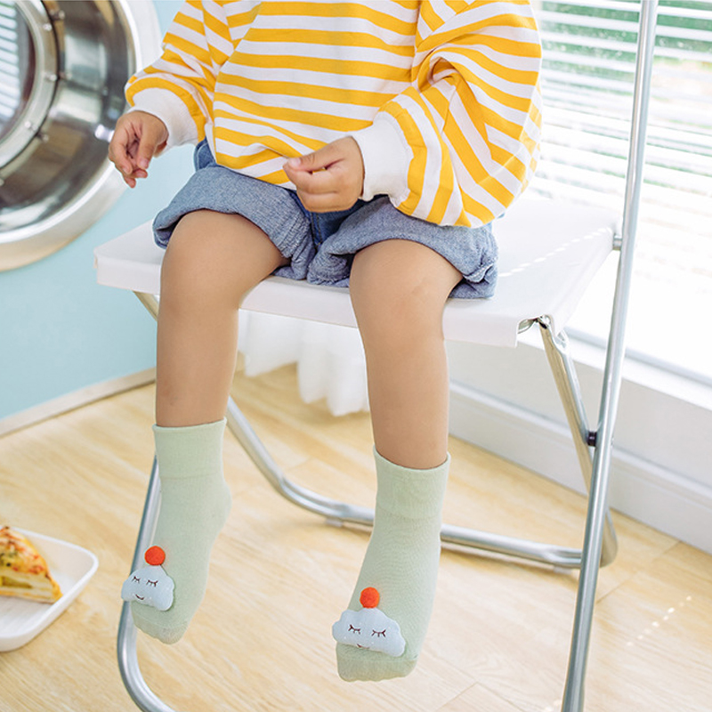 Vớ Chống Trượt Thiết Kế Họa Tiết Hoạt Hình 3D Thời Trang Cho Trẻ Nhỏ
