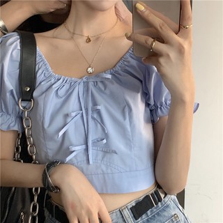 Áo croptop xanh thắt nơ