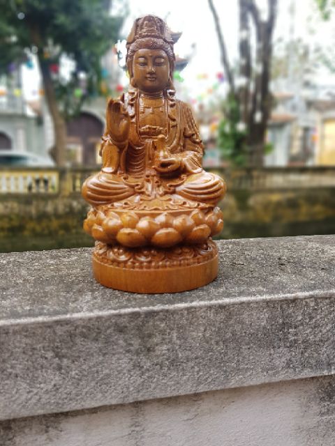 Tượng phật bà quan âm gỗ thơm BÁCH - XANH ngát mùi hương