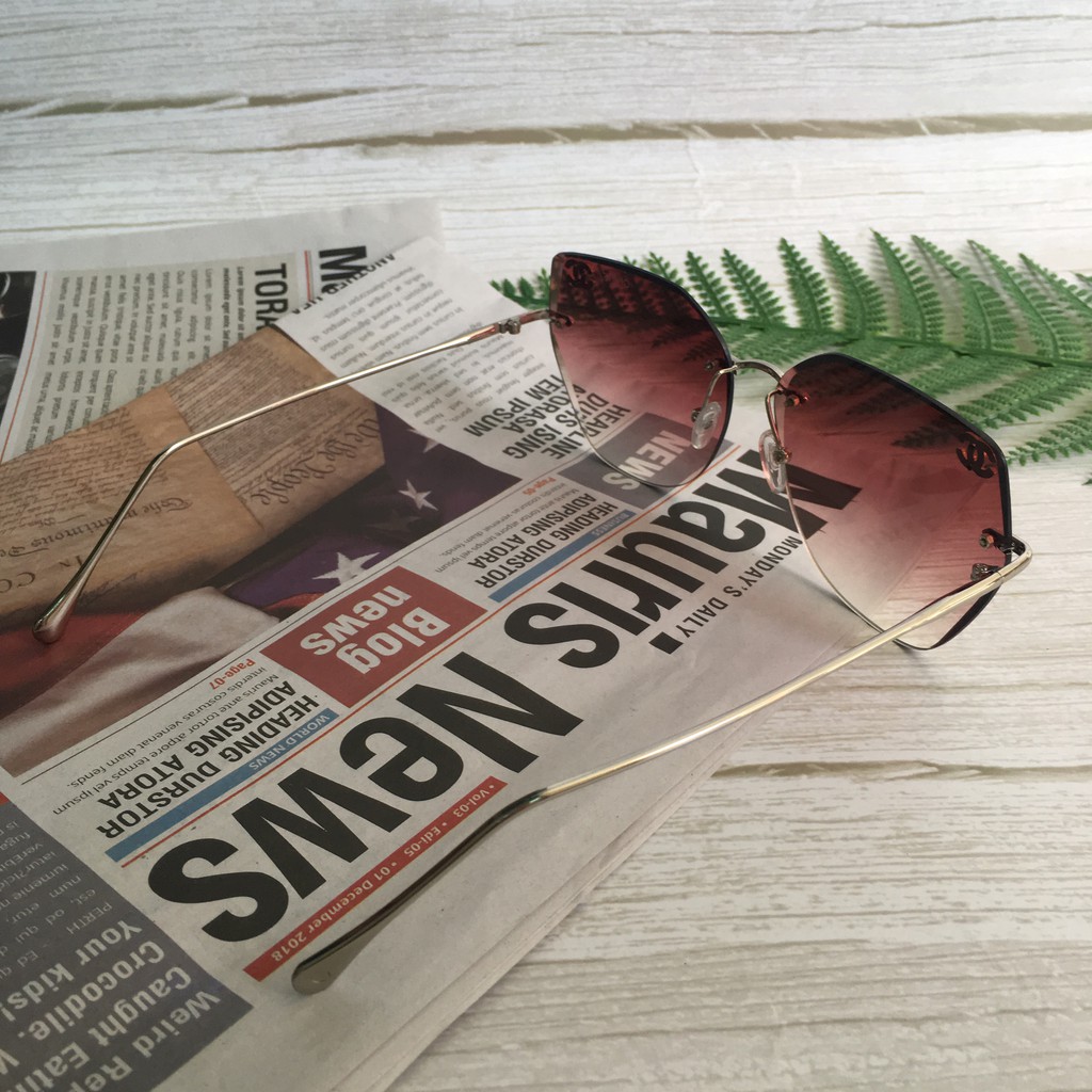 Kính Mắt Thời Trang Nữ Đẹp Hợp Thời | BigBuy360 - bigbuy360.vn