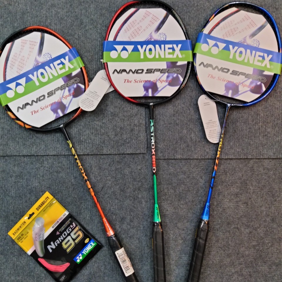 vợt cầu lông yy astrox. Tặng dây 95 Nanogy + quấn cán tay cầm