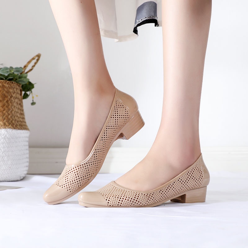 Giày sandal nhựa đế xuồng chống trượt miệng nông thiết kế sành điệu