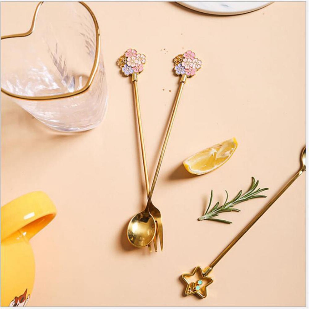 1 muỗng nĩa bằng thép không gỉ hình ngôi sao năm cánh dùng ăn món tráng miệng