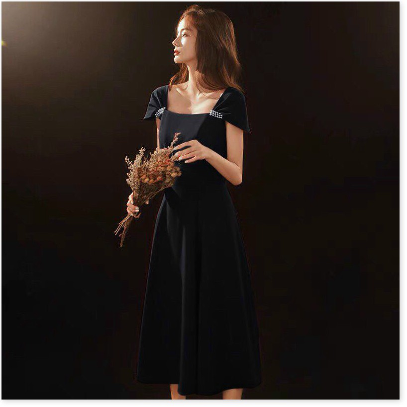 ĐẦM UMI ĐÍNH NGỌC DÁNG SUÔNG MỚI NHẤT NĂM 2021 THỜI TRANG MỚI KME