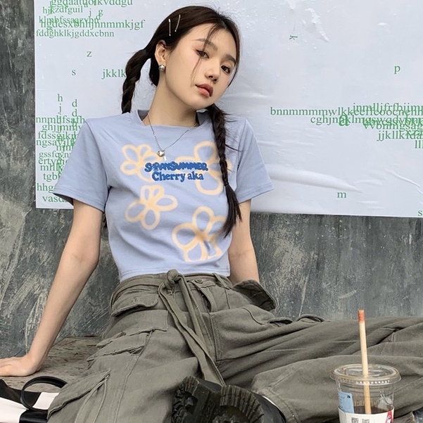 QKOOLE  Áo crop top Nữ Tay Ngắn In Hình Thời Trang Hàn Quốc