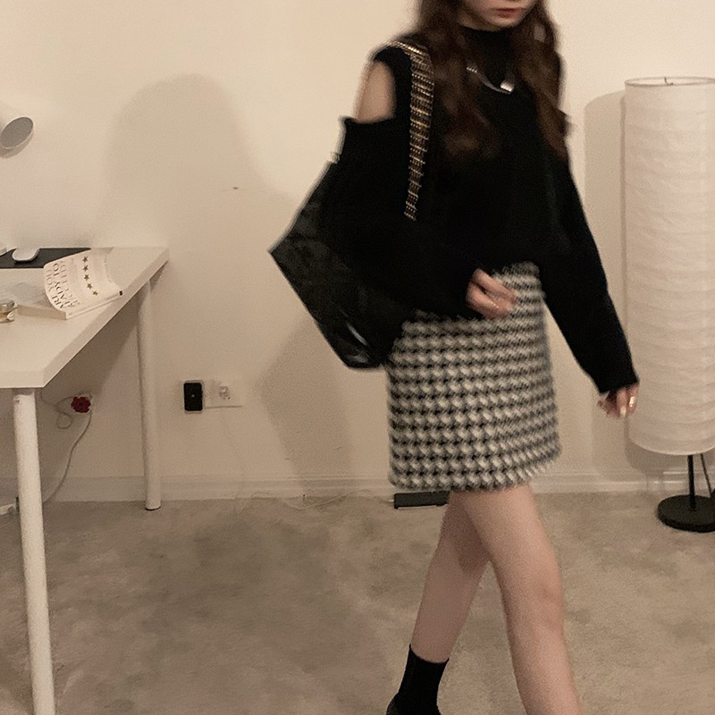 Áo Sweater Dài Tay/ Chân Váy Chữ A Đáng Yêu Phong Cách Mùa Đông Thời Trang Cho Nữ | BigBuy360 - bigbuy360.vn