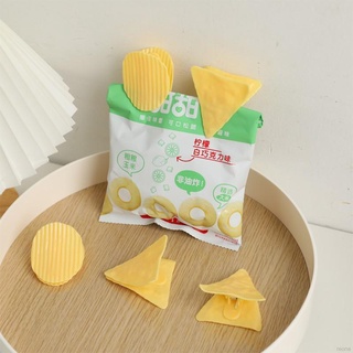 Kẹp nhựa cố định túi thực phẩm hình tam giác độc đáo tiện lợi