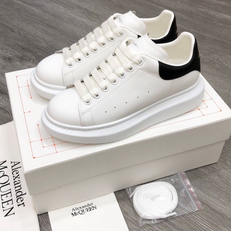 Giày MC Queen Unisex gót nhung Chuẩn Đẹp 1:1 Full Size Full Box+Bill