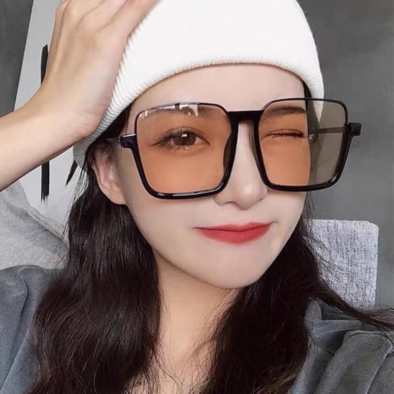 Kính Thời Trang Gọng Vuông Nâu Trà Sang Chảnh