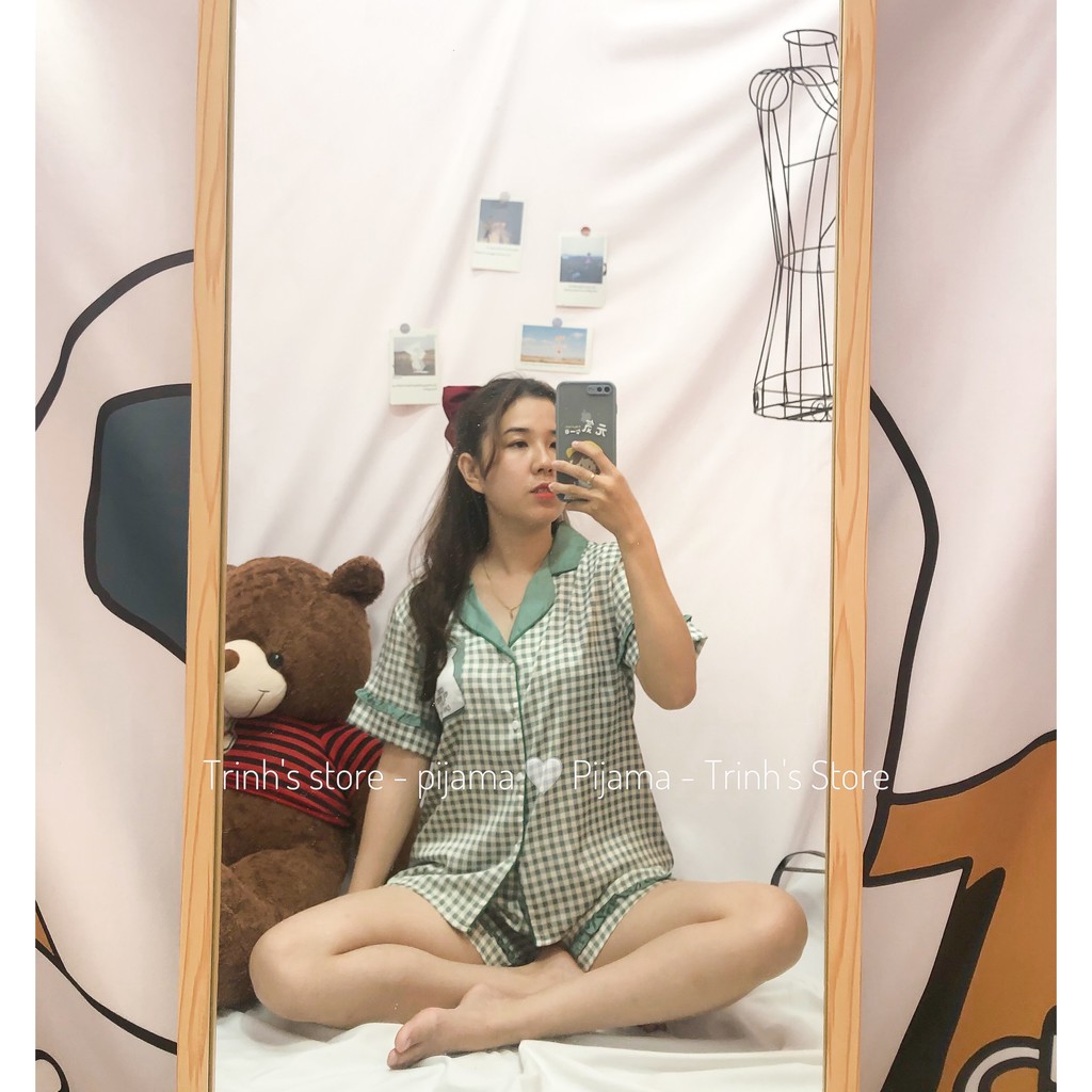 Pijama đồ bộ đùi lụa - hình gấu ô caro 2 màu [hình shop chụp]