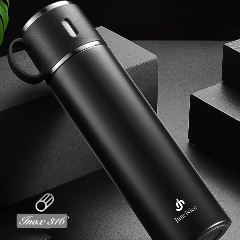 Bình giữ nhiệt JN june nice 580ml, bên trong là inox 316 bên ngoài được bọc bởi inox 304, nắp đậy của bình tiện lợi