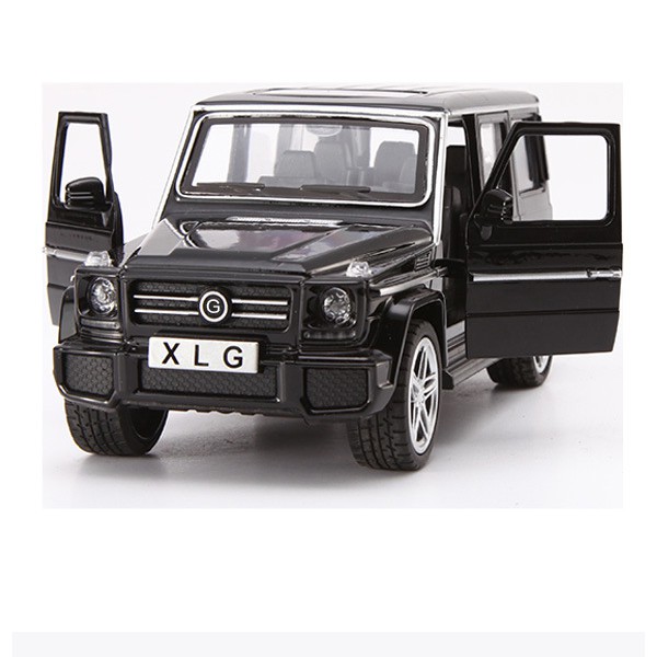 Mô hình xe Mercedes G63 tỉ lệ 1:24 hãng XLG giá rẻ, có đế trưng bày sang chảnh