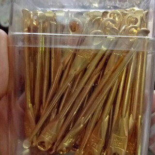 1 dụng cụ lấy ráy tai