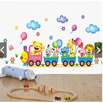 Decal dán tường  hình xe lửa bong bóng