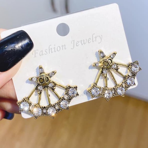 Bông Tai Nữ Cá Tính Đính Đá Cao Cấp Mang Phong Cách Hàn Quốc  - MS270569