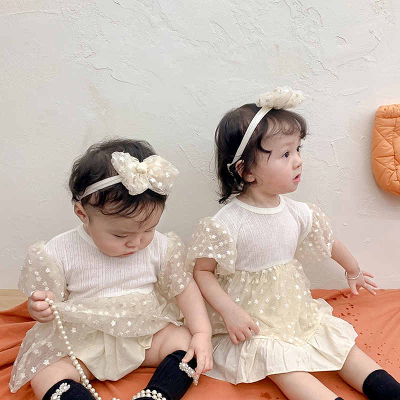 Bộ Áo Liền Quần Tay Ngắn Màu Kem Đáng Yêu Thời Trang Cho Bé Gái