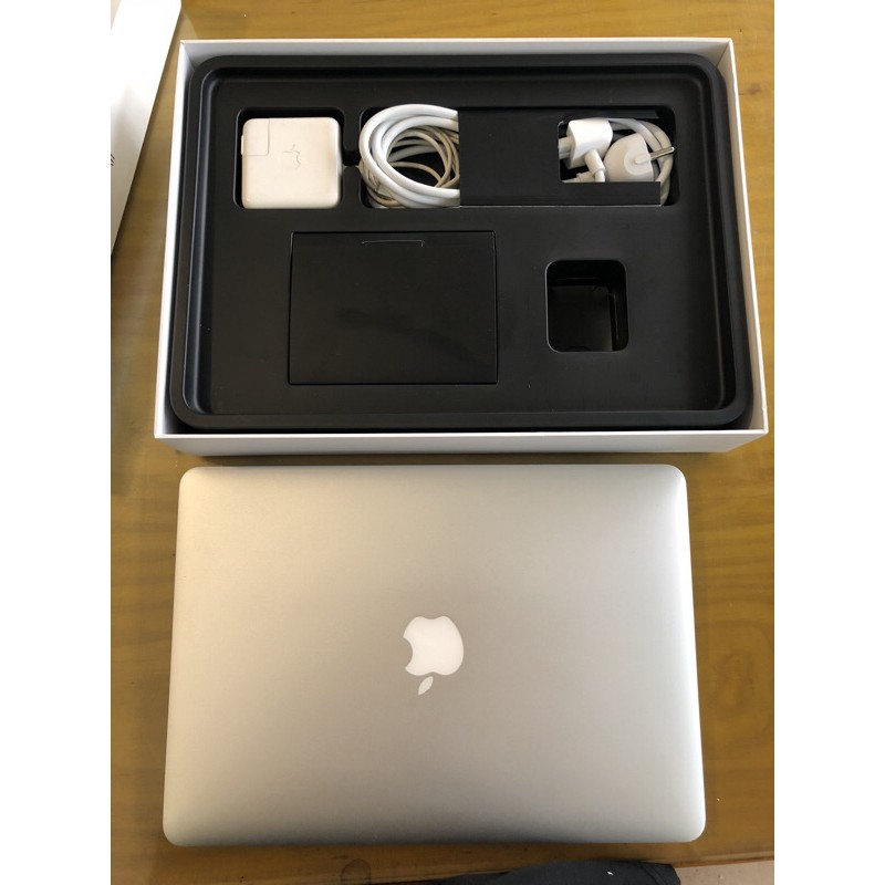 bán macbook air 13.3inch đẹp như mới