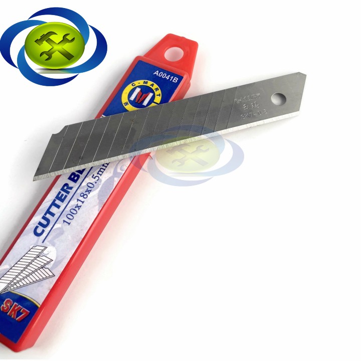 Lưỡi dao rọc giấy C-Mart A0041B 14 rãnh 10 lưỡi/hộp 100 X 18 X 0.5mm