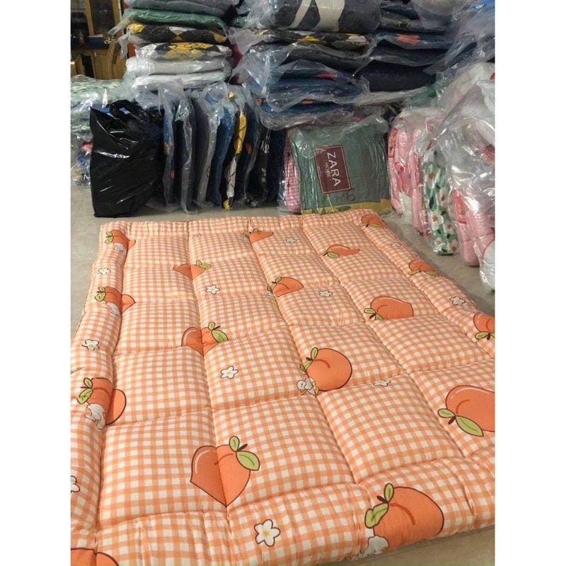 Nệm Topper Đệm Bông Trải Sàn Xuất Nhật trải giường sàn cao  cấp,1m2,1m6x2m,1m8x2m,2mx2m2 dày 8cm | Shopee Việt Nam