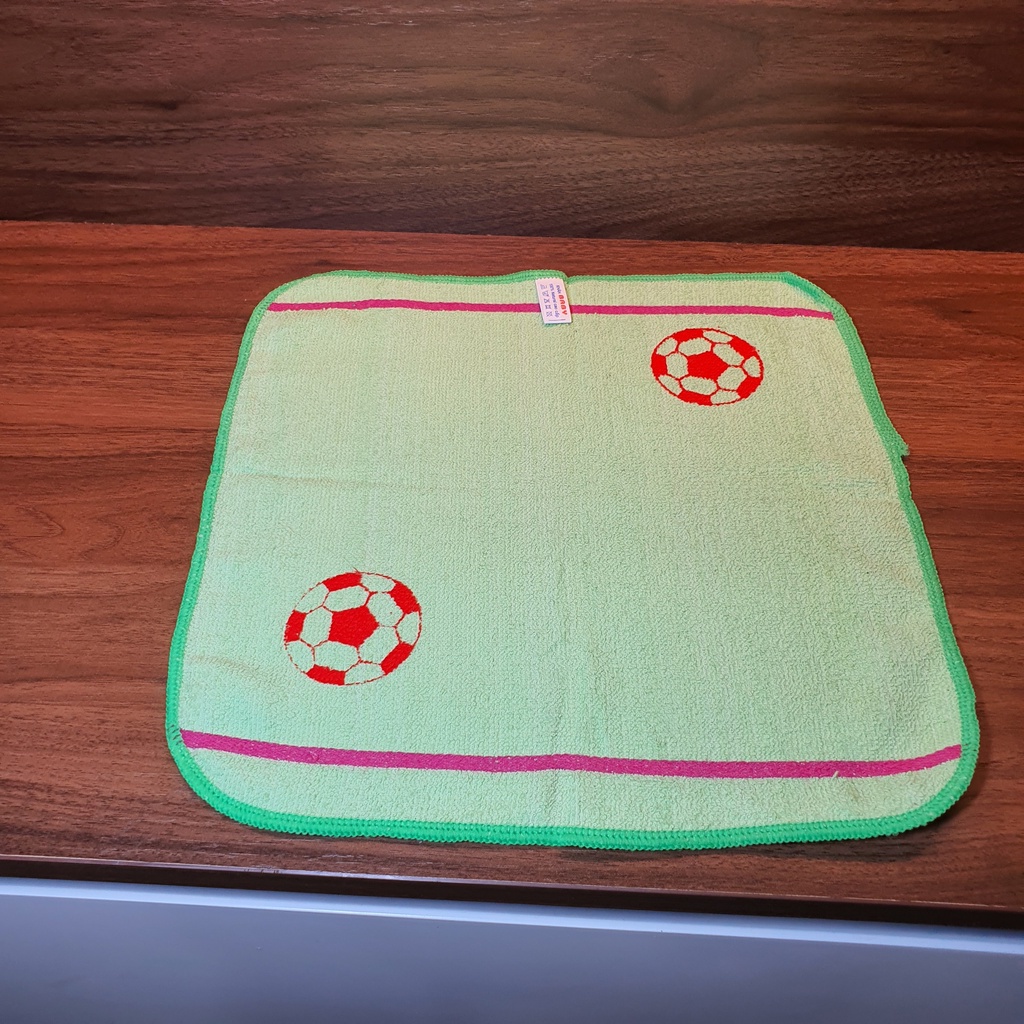Khăn mẫu giáo mầm non bo viền nhiều màu 50 kí tự khác nhau 30x30cm  #khanmaugiao