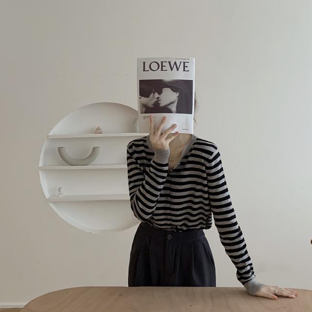 [Spot] Phiên bản Hàn Quốc của áo len chui đầu dài tay thời trang dệt kim kẻ sọc