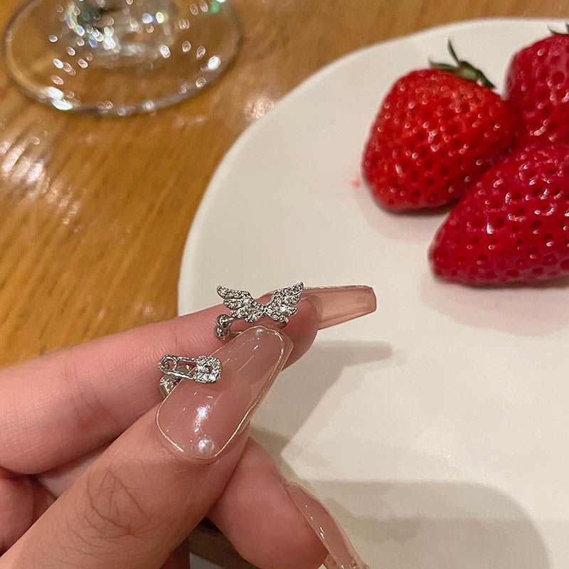 Khuyên Tai Hình Cánh Thiên Thần Đính Đá Thiết Kế Mới Cao Cấp Thời Trang