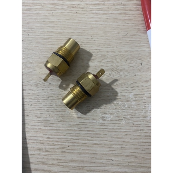 Cảm biến nhiệt độ nước Kia Pride,Cd5