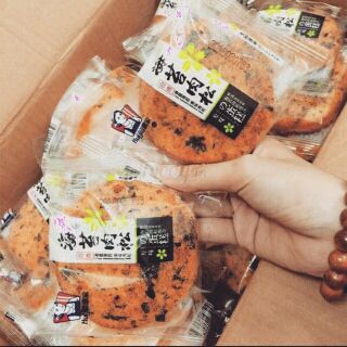 Bánh ruốc rong biển: 6k/c