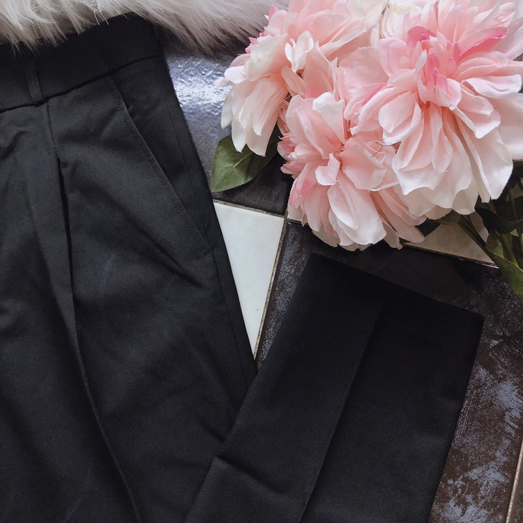 Quần dài baggy cạp cao chất vải kaki màu đen