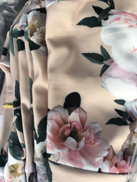 Đầm CK form ôm in hoa