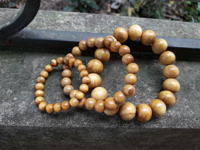 Vòng gỗ dâu tằm 12mm cho người lớn