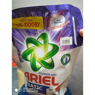 Nước giặt ariel bền màu 2,1l