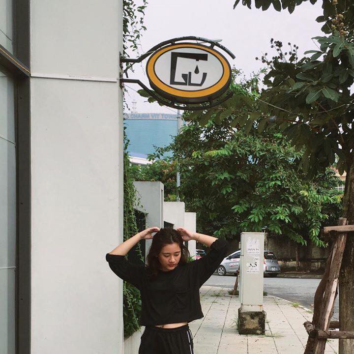Áo len tăm croptop dáng suông