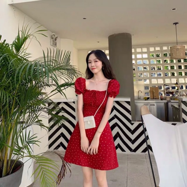 [Mã WASTMAY giảm 15% tối đa 30K đơn 150K] (sẵn S/M) Váy đỏ chấm bi ulzzang / Đầm đỏ cổ vuông tay bồng Quảng Châu | BigBuy360 - bigbuy360.vn