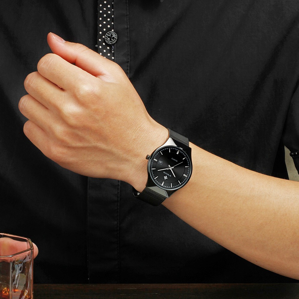 Đồng hồ WWOOR 8016 chất liệu thép không gỉ chống nước siêu mỏng cho nam