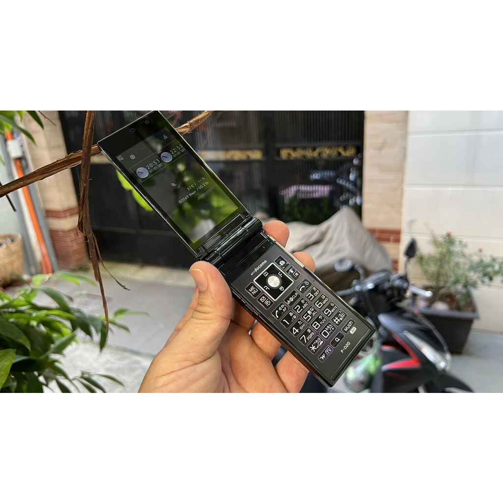 Điện thoại fujitsu f-02d chính hãng