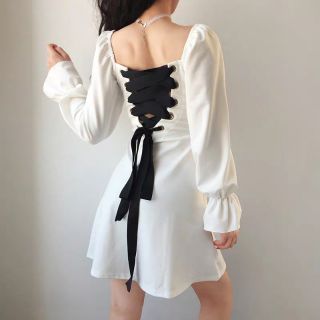 [SALE] ĐẦM ĐAN DÂY SAU LƯNG