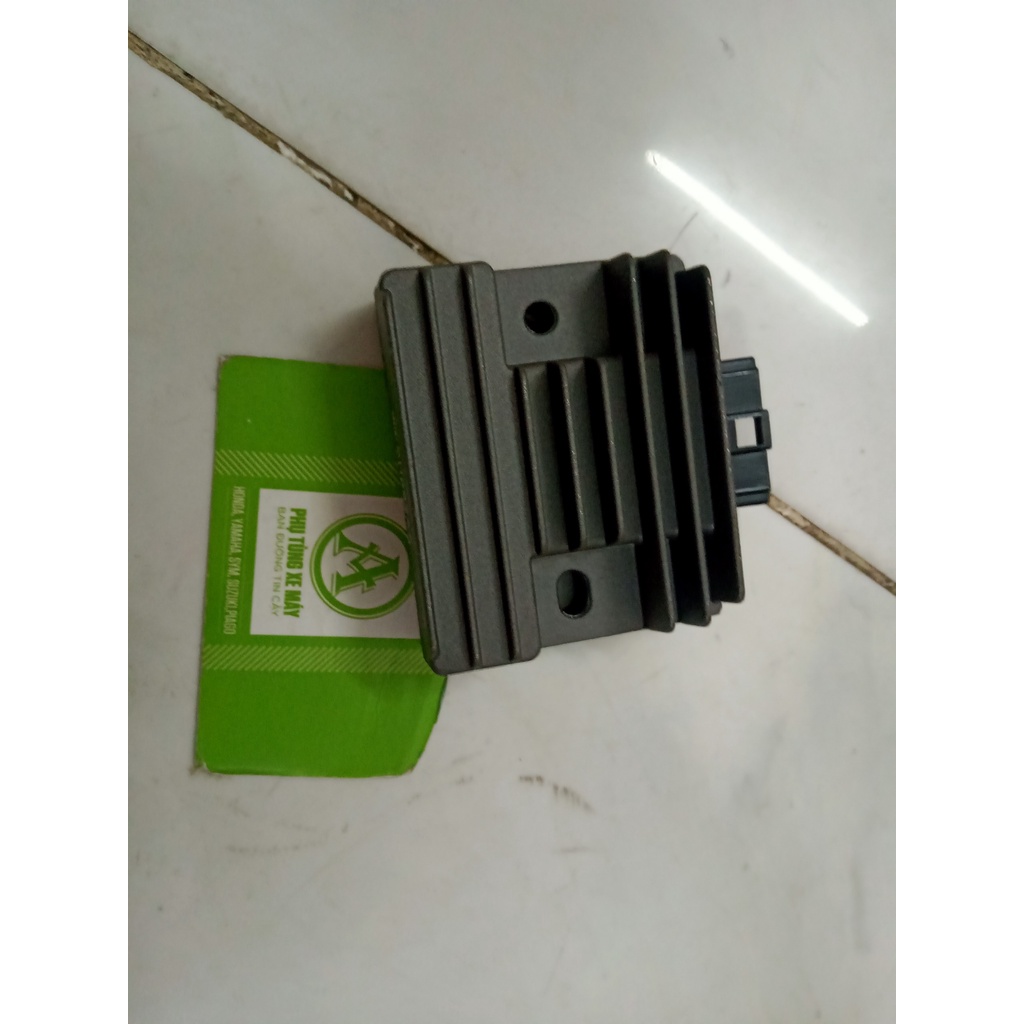 Sạc xe ga Grande Janus Yamaha