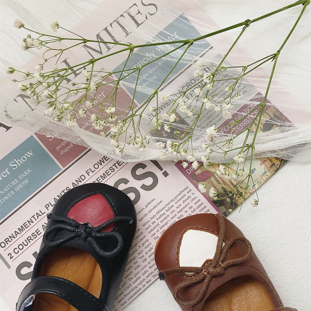 Giày tập đi cho bé trái tim chống trơn trượt phong cách Hàn quốc 803