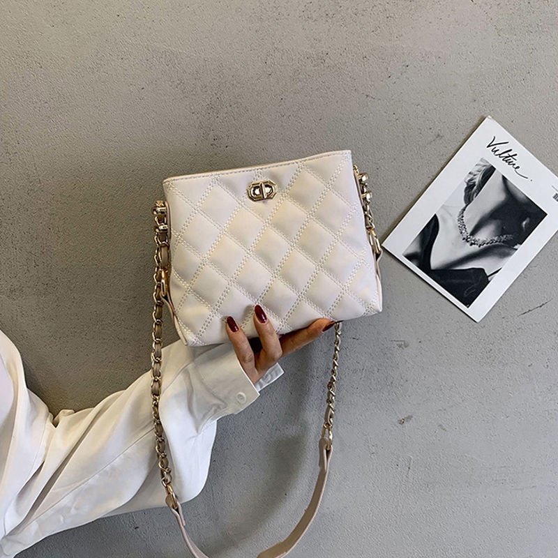 Túi trần trám thời trang bucket túi xách nữ công sở túi đeo chéo nữ dây xích