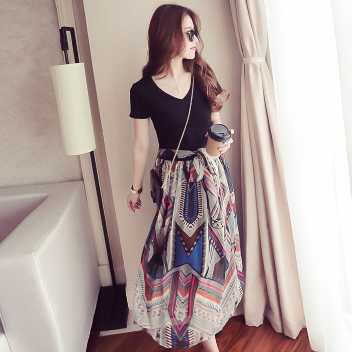 Đầm Váy Liền Áo Chữ V Kiểu Hoàn Quốc Họa Tiết Lạ