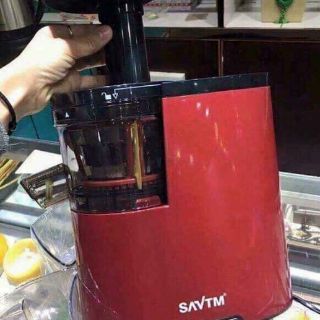 Máy ép chậm