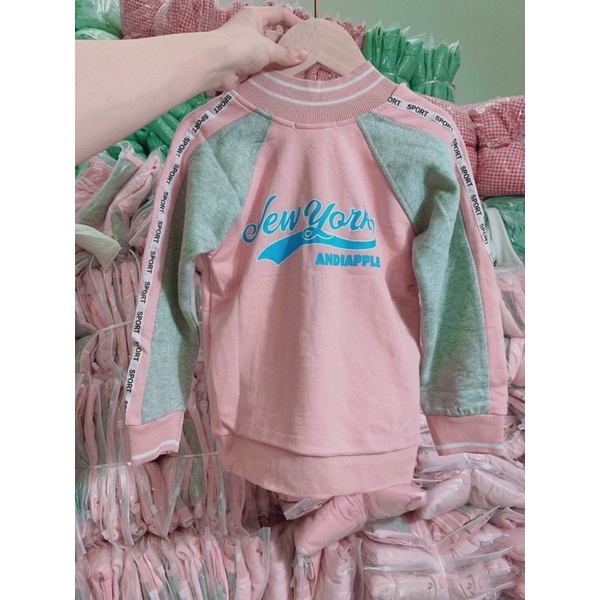 ÁO KHOÁC BOMBER MÀU HỒNG CHO BÉ GÁI - SIZE NHỠ