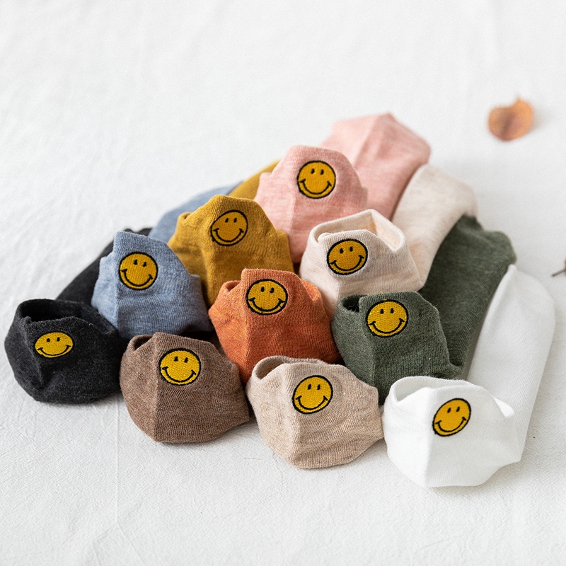 Embroidery Funny Smile Ankle Socks for Women Fashion Cotton Cartoon Happy Expression Colorful Women Low Top Socks Funny Cute Girls Socks